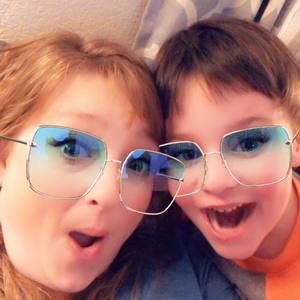 Meet your Posher, Alisa